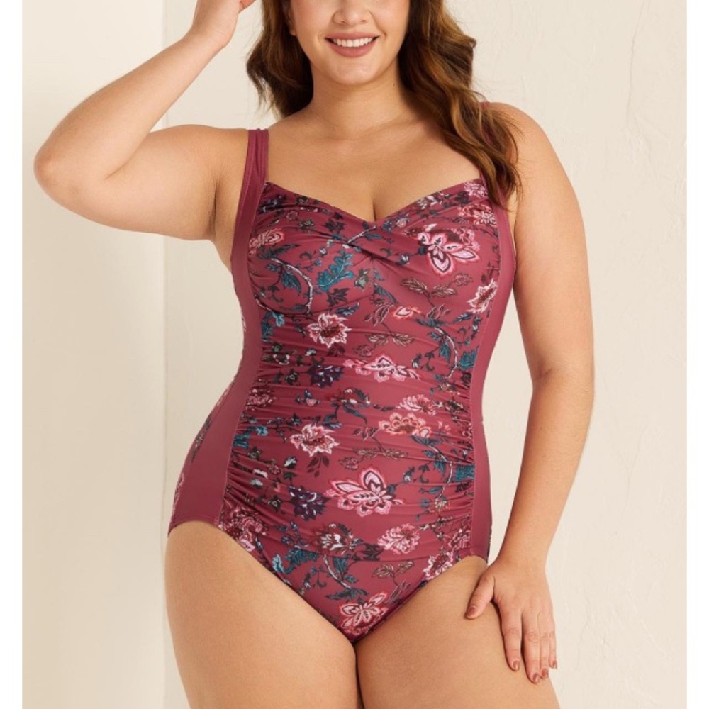 Chic Floral One-Piece Swimsuit in Burgundy